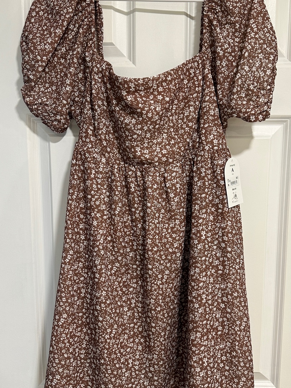 ARULA Brown Floral Puff-Sleeve Midi Dress